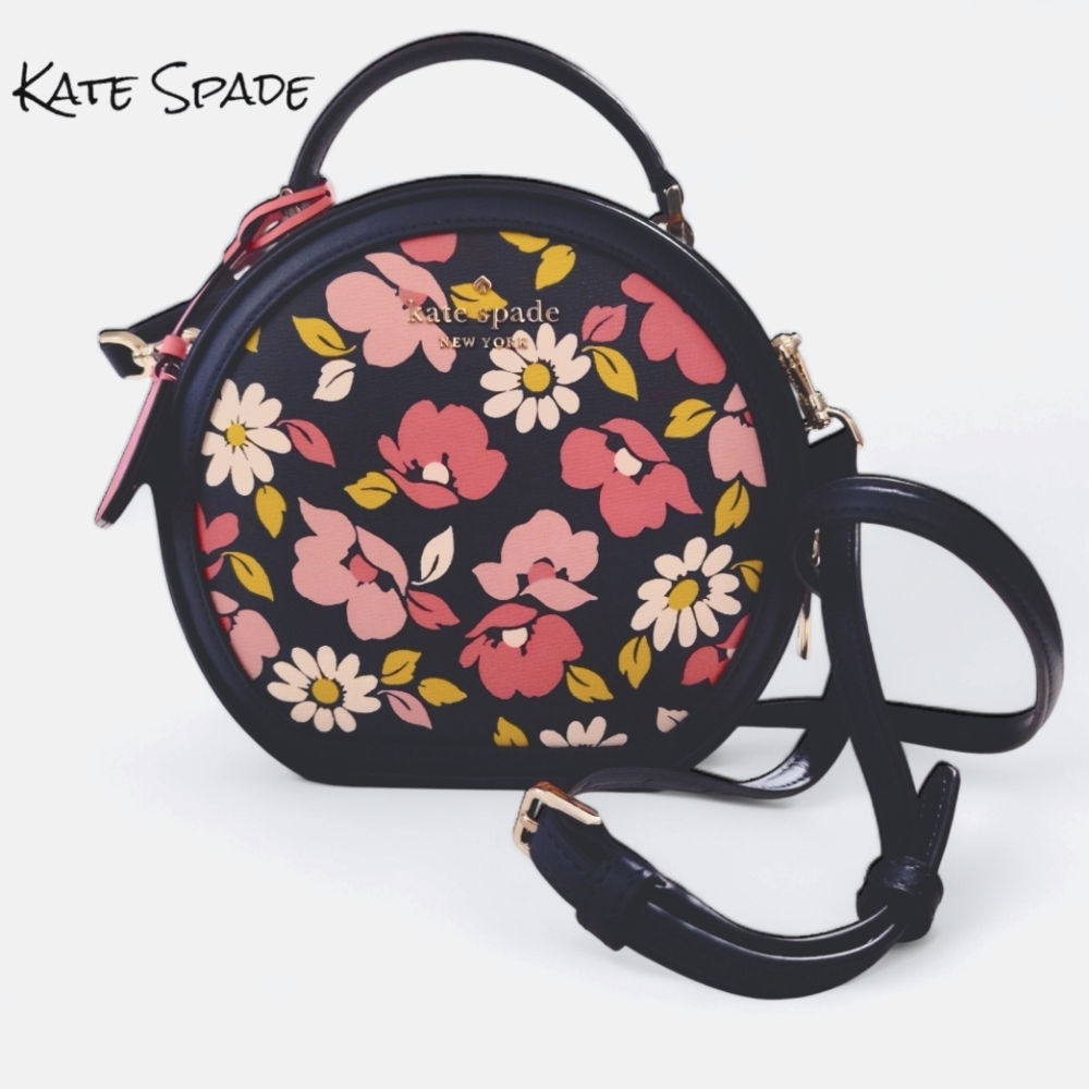 🆕️ Kate Spade New York Traveler Canteen Crossbody Bag - Picture 2 of 9
